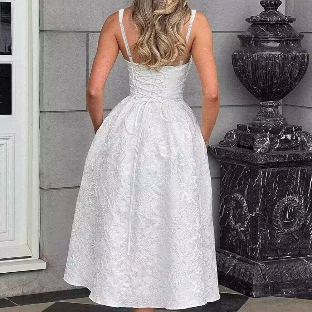 Elegant Wine Red Midi dress - Picture 2 of 2